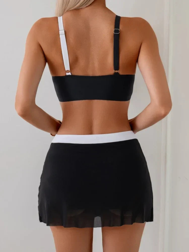 Vivian | Conjunto de biquíni color block com saia de banho