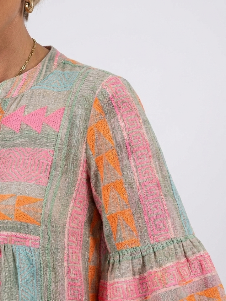 Maelle | Vestido Midi com Decote em V e Camadas, com Padrão Geométrico