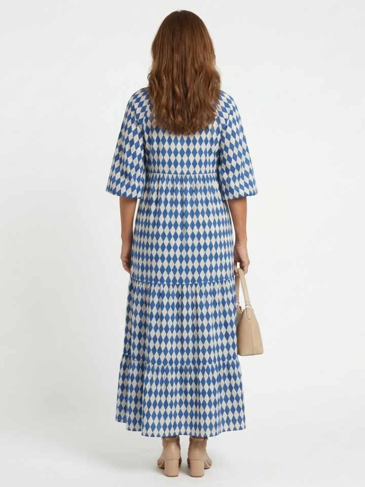 Elodie | Vestido Midi com Camadas e Estampado de Diamantes