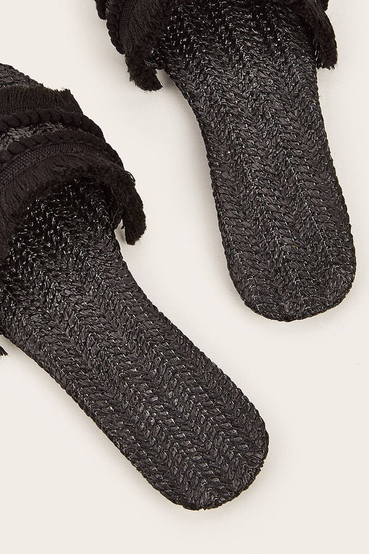 Zapatillas con Flecos
