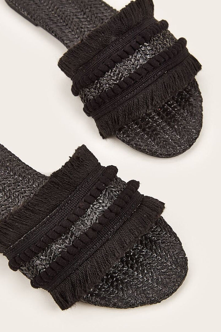 Zapatillas con Flecos
