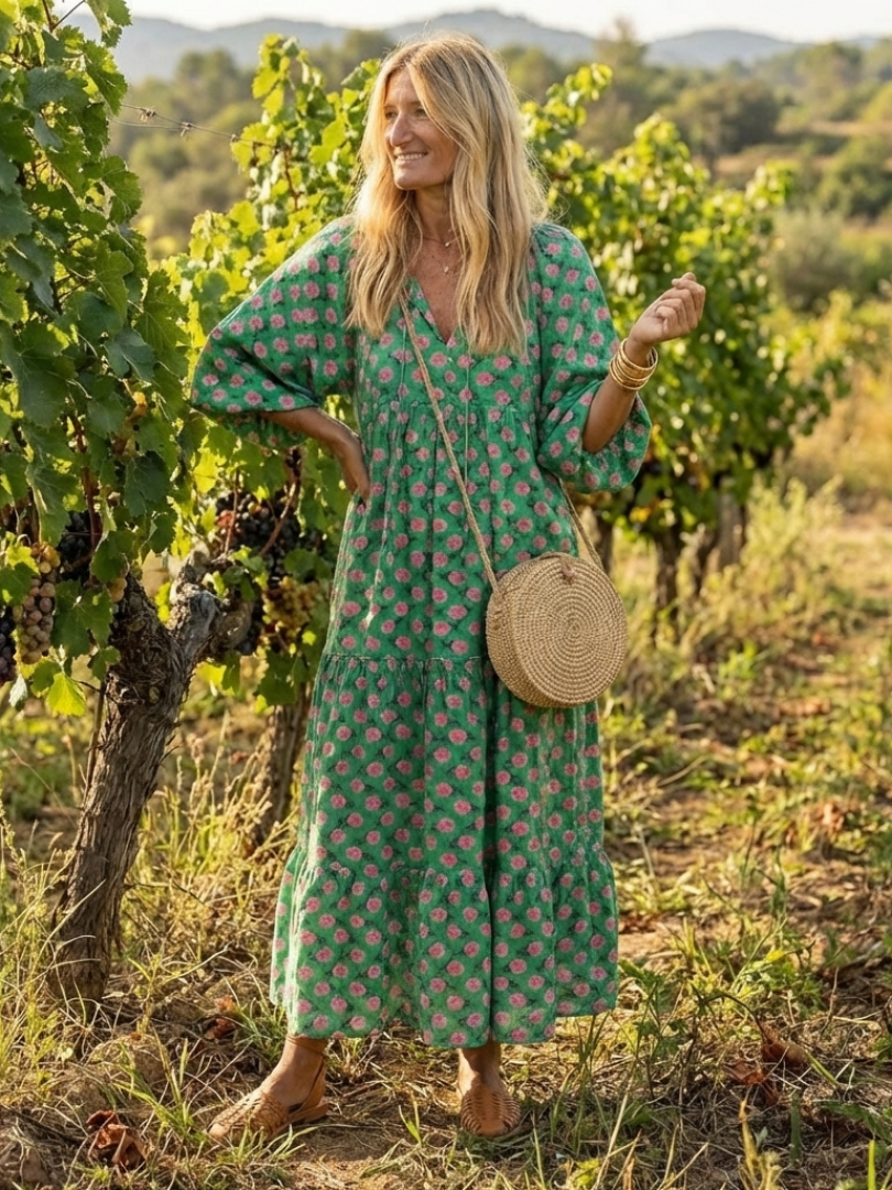 Fiora | Vestido Midi com Decote em V e Camadas com Padrão Floral