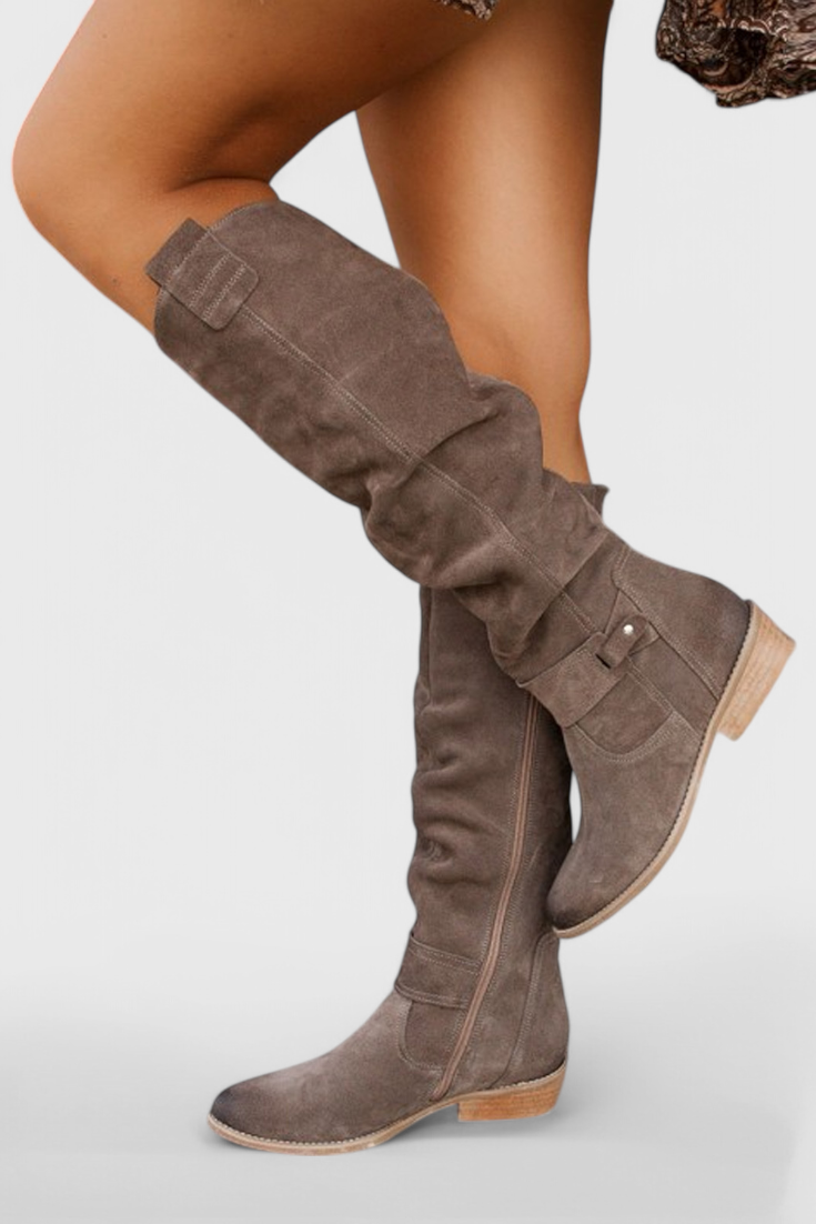 Celine Botas Altas de Estilo Retro