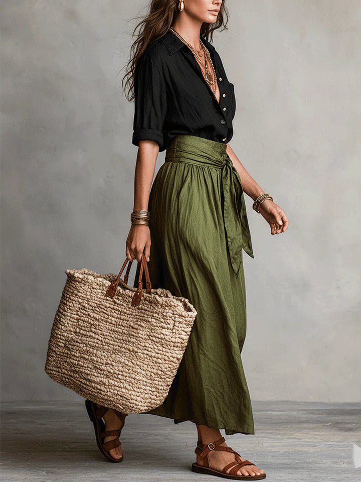 Vera™ | Conjunto de duas peças: t-shirt preta e saia midi verde azeitona