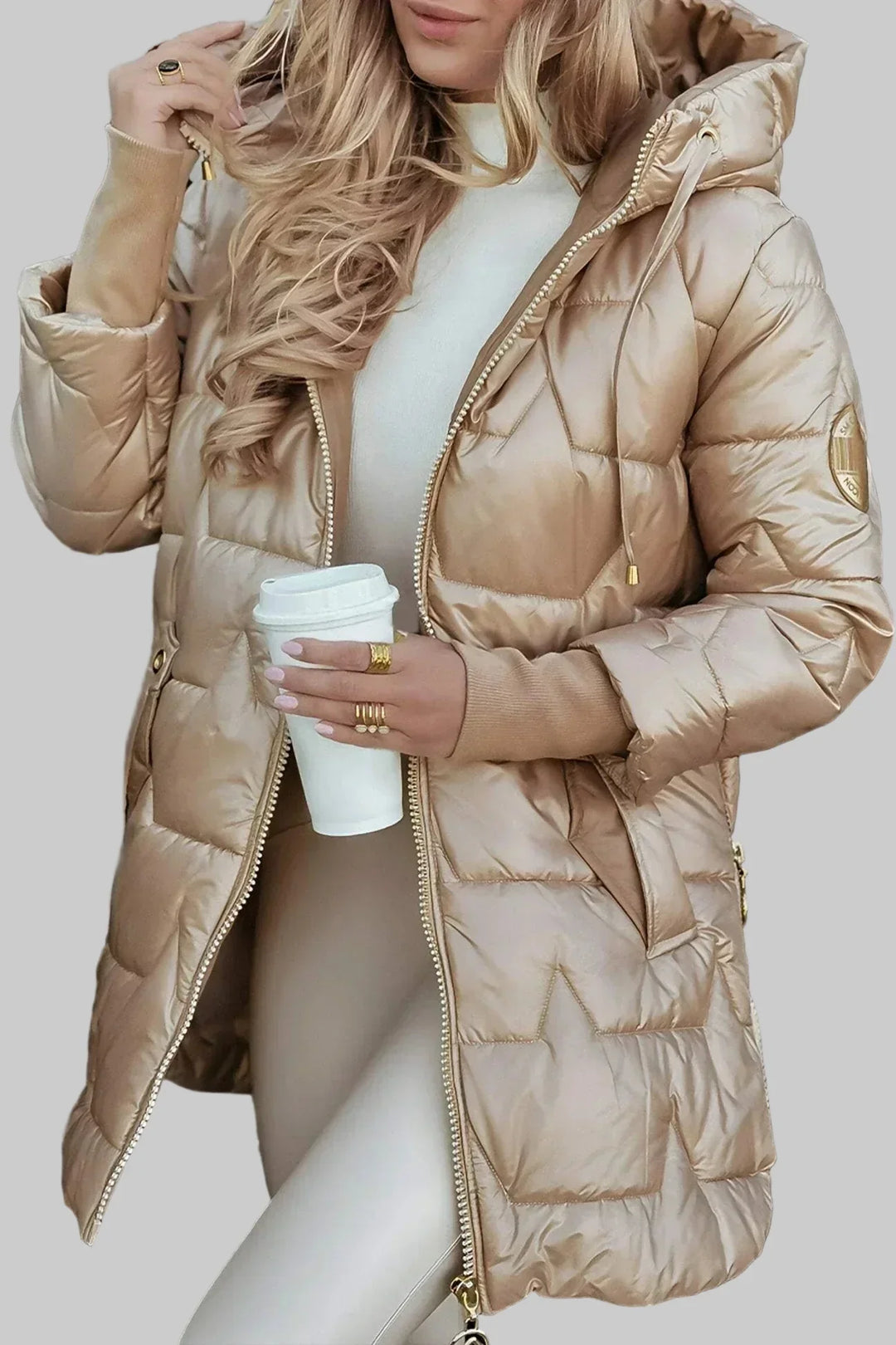 Nora - Casaco Elegante de Inverno com Capuz e Acolchoado