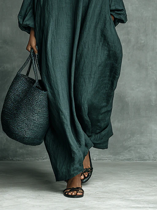 Leticia | Vestido maxi fluido com mangas compridas e gola semi-alta